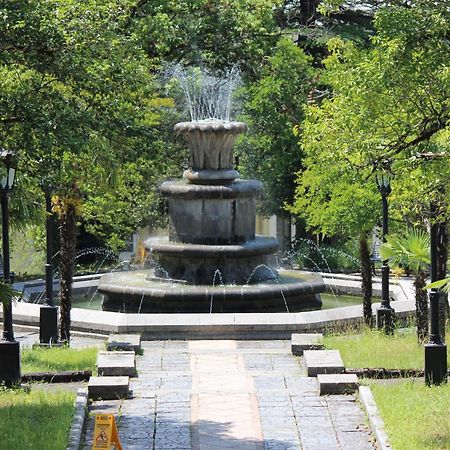 Legends Tskaltubo Spa Resort Ngoại thất bức ảnh