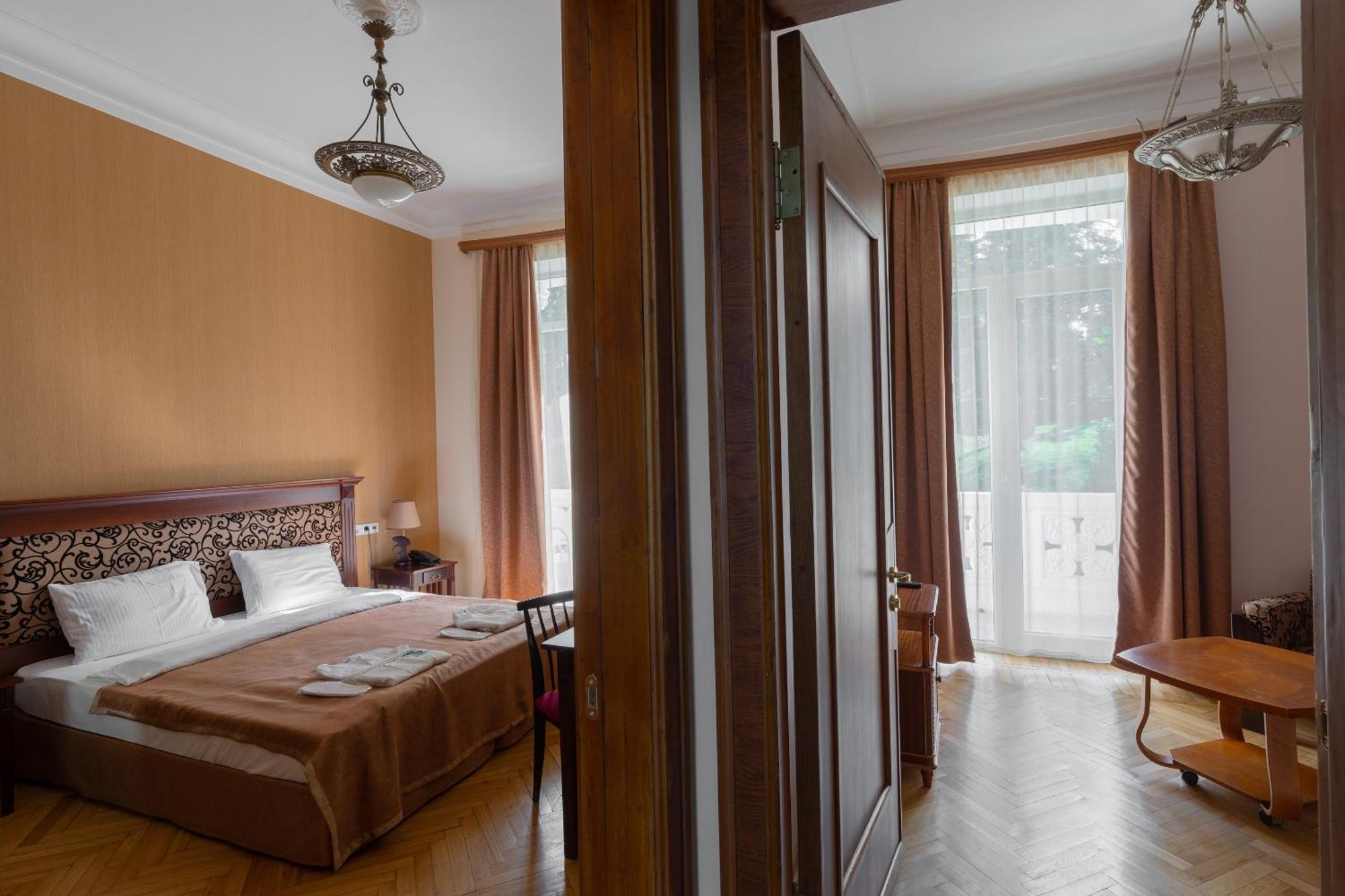 Legends Tskaltubo Spa Resort Ngoại thất bức ảnh