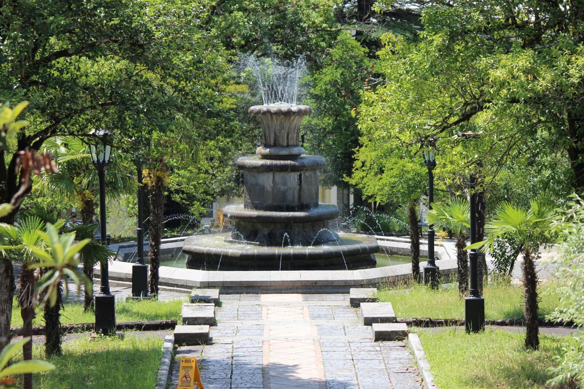 Legends Tskaltubo Spa Resort Ngoại thất bức ảnh